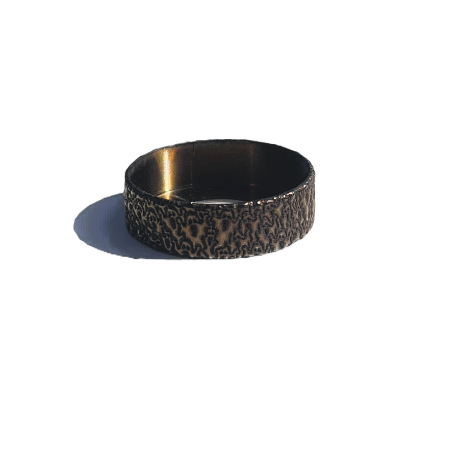 Amazing titanium ring to upgrade your vape setup. relief engraved with precise little Ghost.